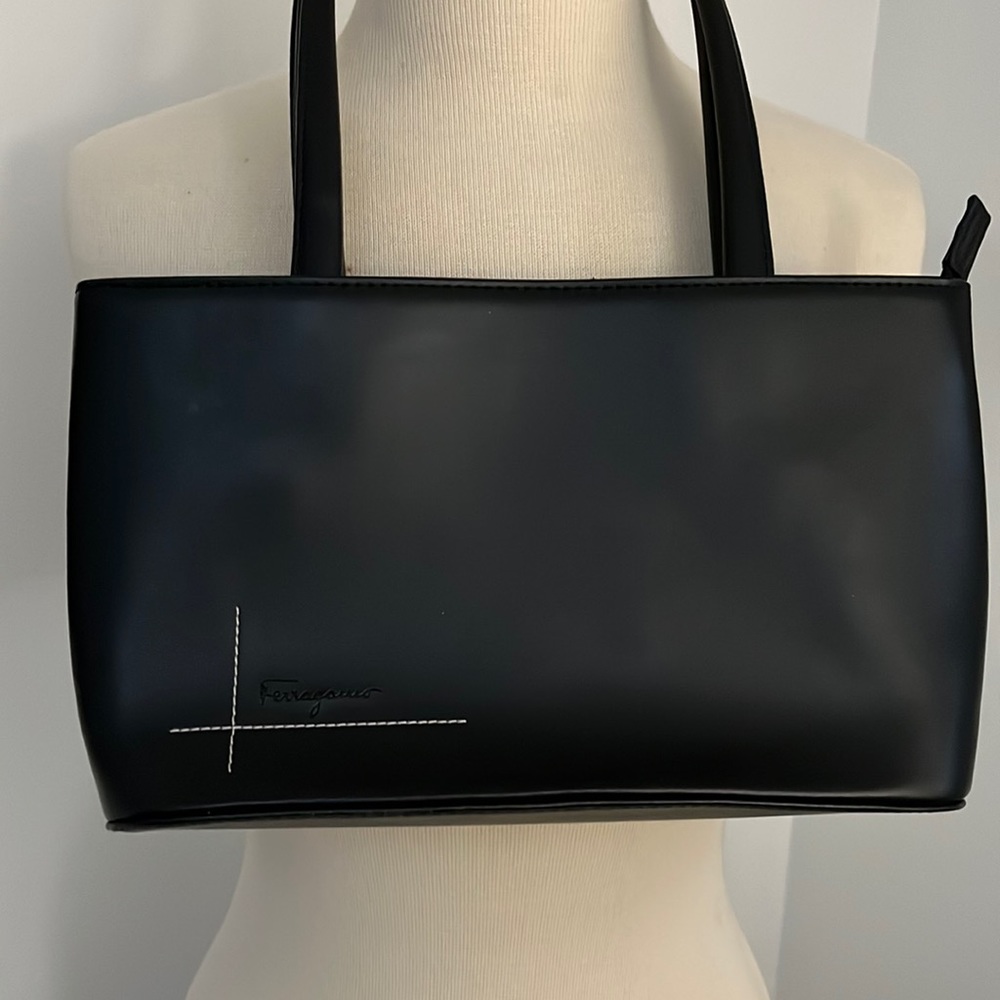 Ferragamo black shoulder purse